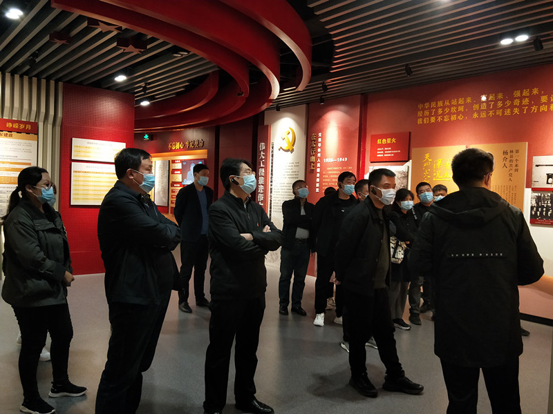 全市烟草系统党组织书记、党务工作者暨优秀党员学习贯彻习近平总书记“七一”重要讲话精神培训班圆满结束 全市烟草系统党组织书记、党务工作者暨优秀党员学习贯彻习近平总书记“七一”重要讲话精神培训班圆满结束